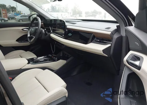 2025 Audi Q6 E-Tron Premium Plus Quattro z USA, uszkodzony, nr VIN WA124BGF5SA008458